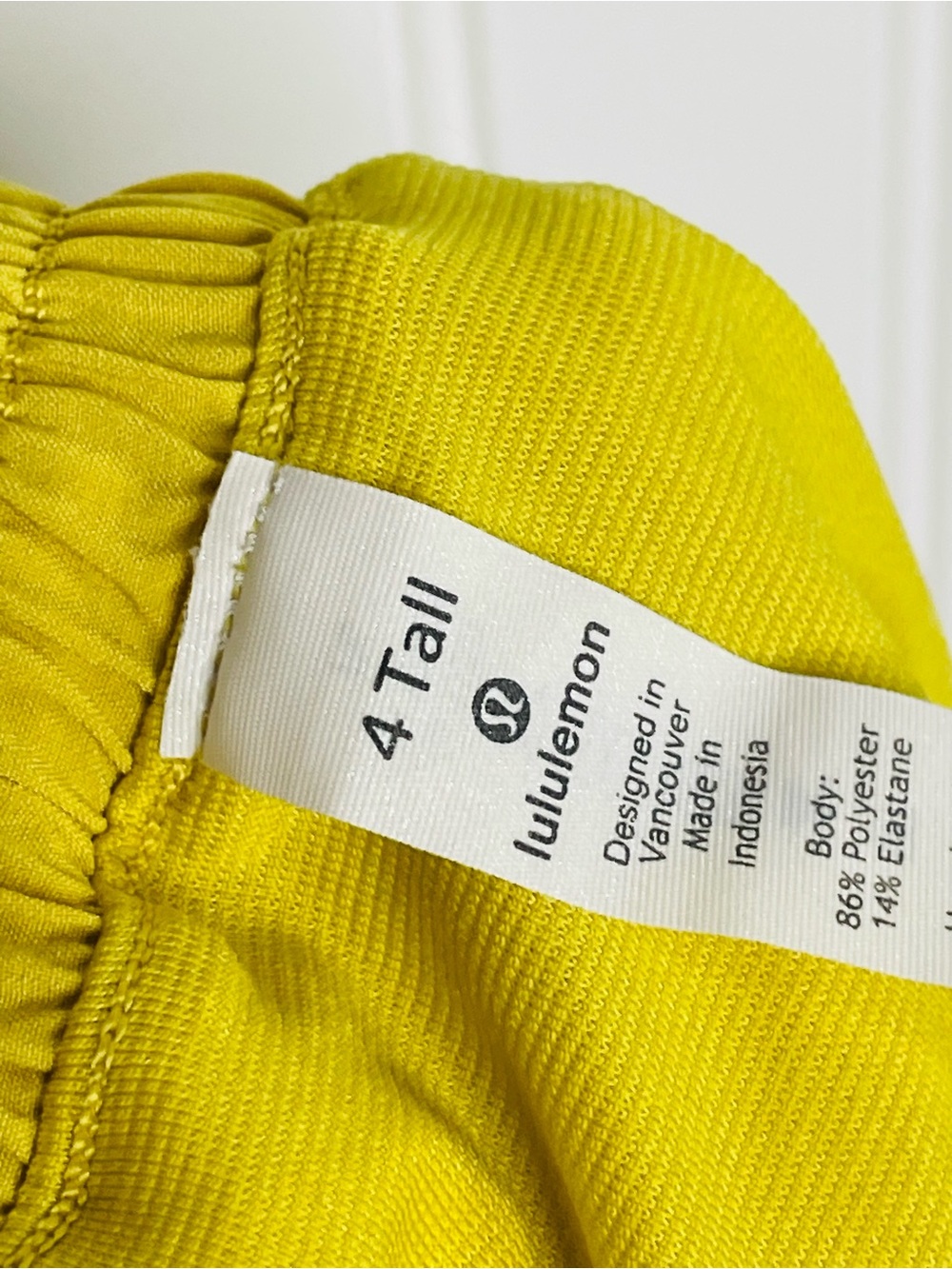 Lululemon Hotty Hot Shorts - Picture 7 of 8